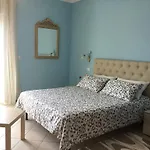Holiday Rentals *