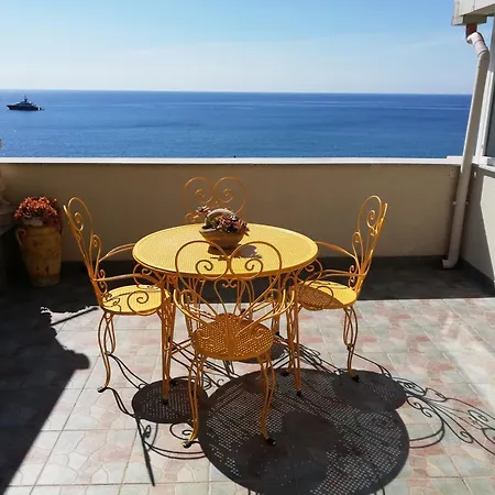 Holiday Rentals Lejlighed Taormina