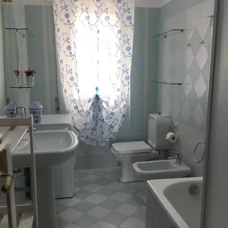 公寓 陶尔米纳度假屋 *